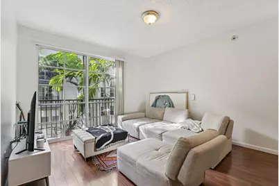 533 NE 3rd Avenue #321, Fort Lauderdale, FL 33301 - Photo 1