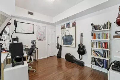 533 NE 3rd Avenue #321, Fort Lauderdale, FL 33301 - Photo 8