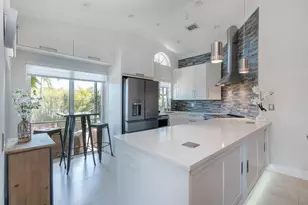 1227 Seagrape Cir, Weston, FL 33326 - Photo 40