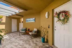 1227 Seagrape Cir, Weston, FL 33326 - Photo 4