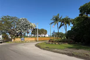 206 NE 5th Ave, Dania Beach, FL 33004 - Photo 4