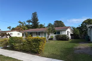 206 NE 5th Ave, Dania Beach, FL 33004 - Photo 2
