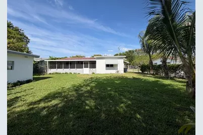 206 NE 5th Avenue, Dania Beach, FL 33004 - Photo 8