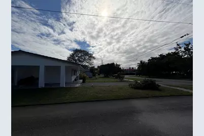 206 NE 5th Avenue, Dania, FL 33004 - Photo 8