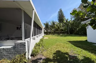 206 NE 5th Ave, Dania Beach, FL 33004 - Photo 10