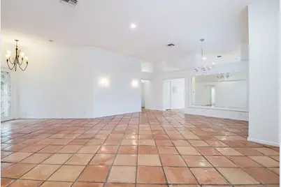 2466 Bay Isle Court #2466, Weston, FL 33327 - Photo 10
