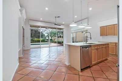 2466 Bay Isle Court #2466, Weston, FL 33327 - Photo 8