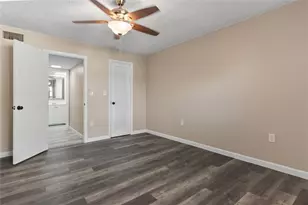 2720 N Pine Island Rd, Sunrise, FL 33322 - Photo 36