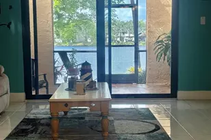 1424 NW 97th Terrace, Hollywood, FL 33024 - Photo 4