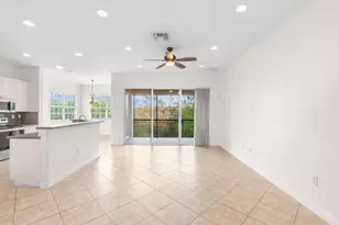 8238 NW 128th Ln, Parkland, FL 33076 - Photo 4