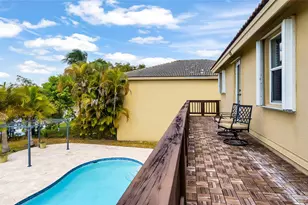 414 SW 205th Ave, Pembroke Pines, FL 33029 - Photo 38