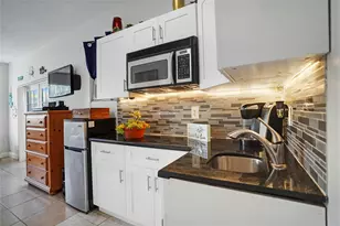 954 NE 26th Ave, Pompano Beach, FL 33062 - Photo 50