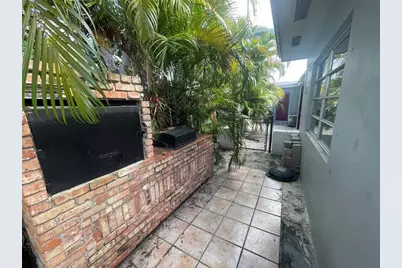 3361 NE 16th Avenue #2, Fort Lauderdale, FL 33334 - Photo 2