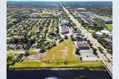 3900 NW 37th Street, Lauderdale Lakes, FL 33309 - Photo 2