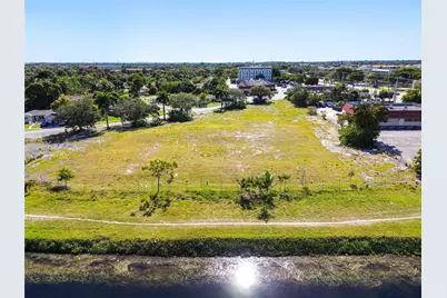 3900 NW 37th Street, Lauderdale Lakes, FL 33309 - Photo 12