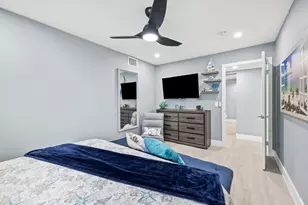 2203 N Surf Rd, Hollywood, FL 33019 - Photo 36