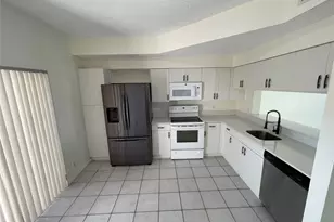 9844 NW 56th Pl, Coral Springs, FL 33076 - Photo 1