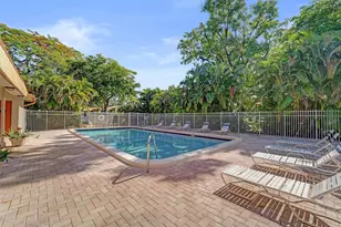 750 E Coco Plum Cir, Plantation, FL 33324 - Photo 18