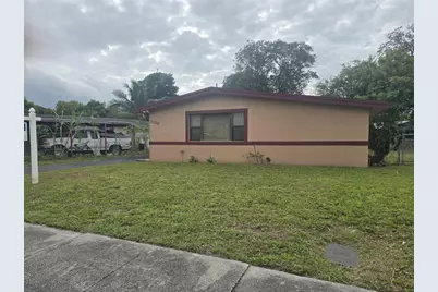 1700 NW 15th Terrace, Fort Lauderdale, FL 33311 - Photo 2
