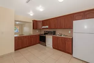 4065 SW 51st St, Dania Beach, FL 33314 - Photo 6