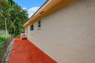 4065 SW 51st St, Davie, FL 33314 - Photo 64