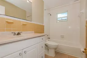4065 SW 51st St, Davie, FL 33314 - Photo 20