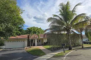 400 Bonaventure Blvd, Weston, FL 33326 - Photo 2