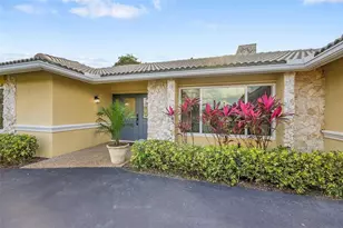 22299 Solitude Dr, Boca Raton, FL 33428 - Photo 4