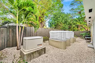 309 NE 21st Ct, Wilton Manors, FL 33305 - Photo 40