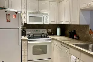 4000 N Hills Dr Unit, Hollywood, FL 33021 - Photo 4