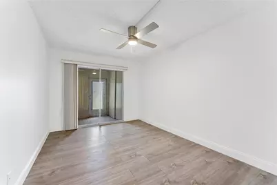 1052 Hythe #1052, Boca Raton, FL 33434 - Photo 14