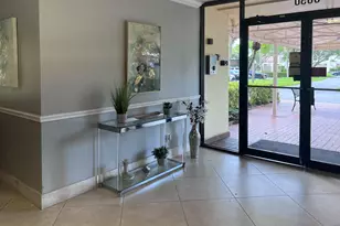 3050 N Palm Aire Dr, Pompano Beach, FL 33069 - Photo 16