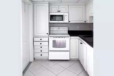 3050 N Palm Aire Drive #602, Pompano Beach, FL 33069 - Photo 2