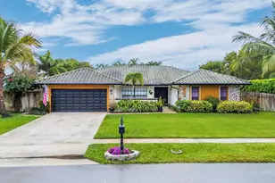 9680 NW 10th Ct, Plantation, FL 33322 - Photo 2