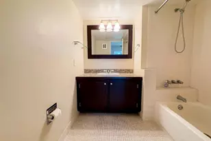 119 NE 19th Ct, Wilton Manors, FL 33305 - Photo 10