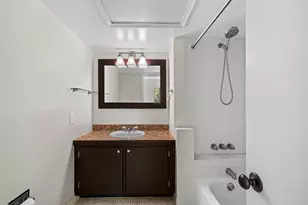 119 NE 19th Ct, Wilton Manors, FL 33305 - Photo 6