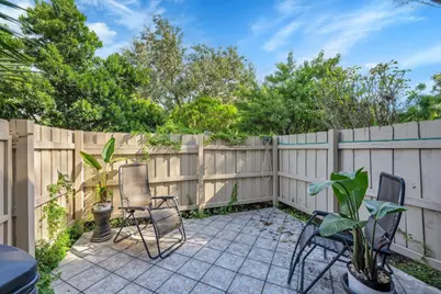 2259 Nova Village Drive, Davie, FL 33317 - Photo 20
