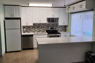 35 NE 20th Ave, Pompano Beach, FL 33060 - Photo 2