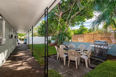 1017 NE 14th Avenue, Fort Lauderdale, FL 33304 - Photo 10