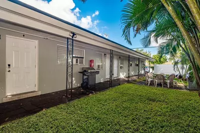 1017 NE 14th Avenue, Fort Lauderdale, FL 33304 - Photo 4