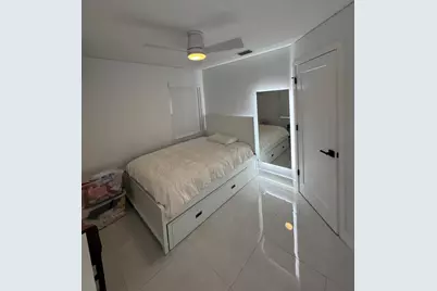 8455 NW 190th Terrace, Hialeah, FL 33015 - Photo 16