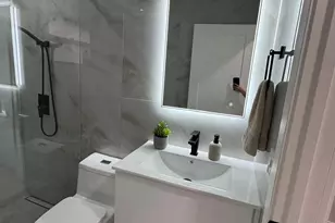 8455 NW 190th Terrace, Hialeah, FL 33015 - Photo 18