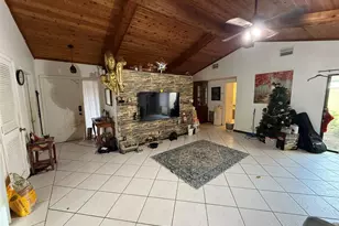 414 NW 47th Terrace, Deerfield Beach, FL 33442 - Photo 14