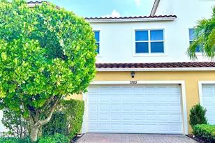 1765 NW 124th Pl, Pembroke Pines, FL 33028 - Photo 6