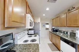 8460 Casa Del Lago, Boca Raton, FL 33433 - Photo 4