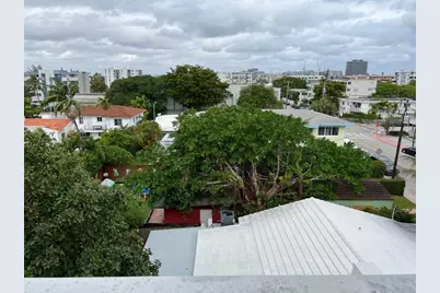 7800 Carlyle Avenue #5E, Miami Beach, FL 33141 - Photo 2