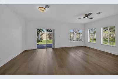 4243 SW 10th Court, Deerfield Beach, FL 33442 - Photo 6