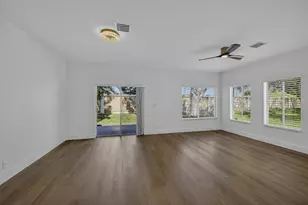 4243 SW 10th Ct, Deerfield Beach, FL 33442 - Photo 6