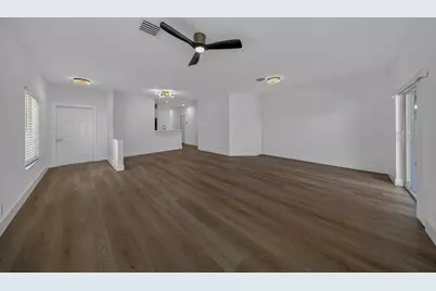 4243 SW 10th Court, Deerfield Beach, FL 33442 - Photo 10