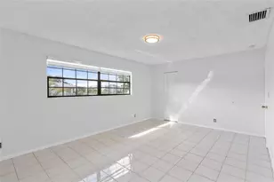 608 NE 29th Dr, Wilton Manors, FL 33334 - Photo 8
